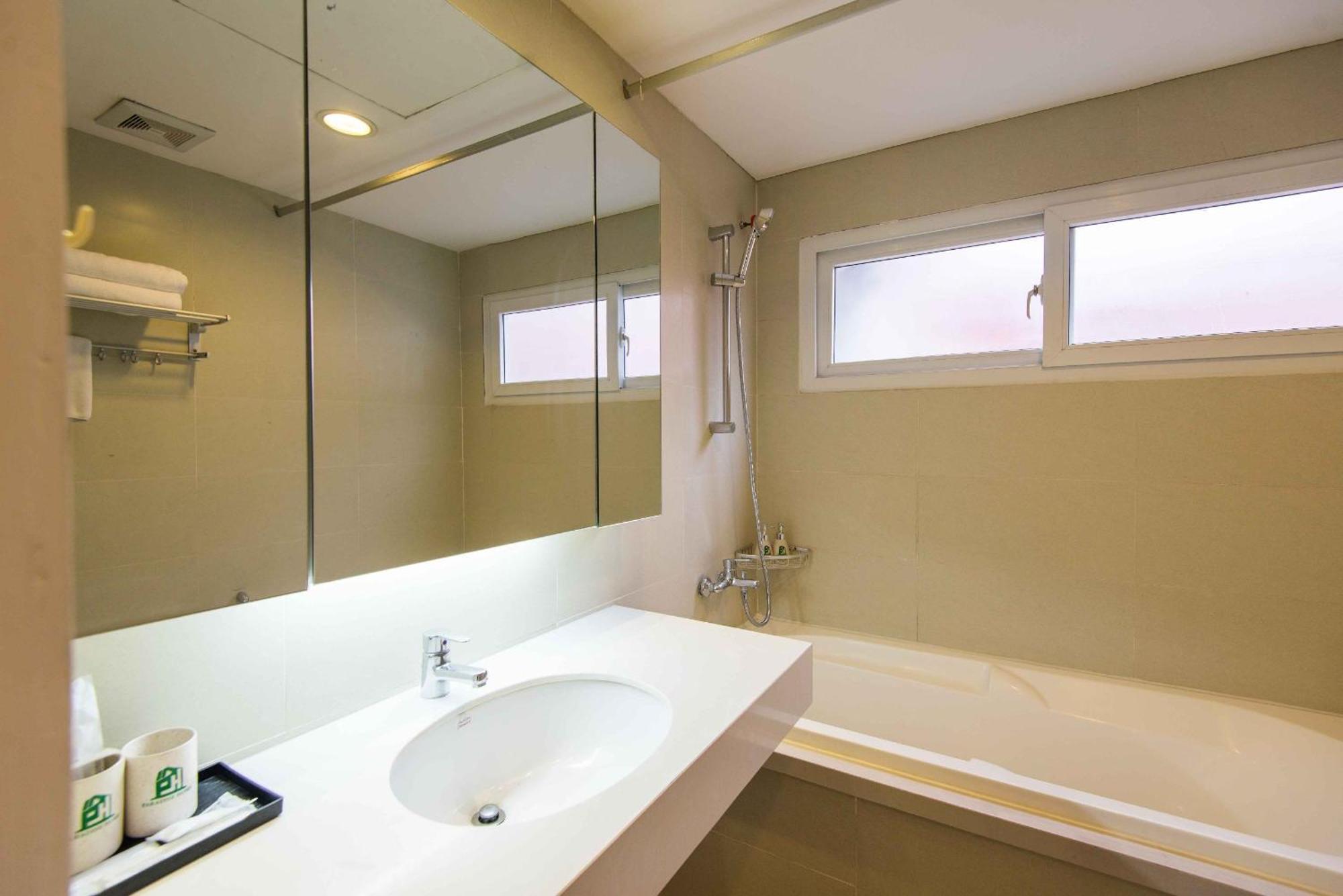 Luxe Paradise Residence 9 Quang Khanh 河内 外观 照片